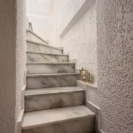 Sophia View Home- με θέα την θαλασσα