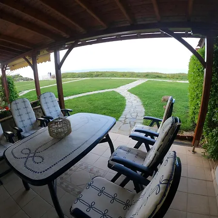 Sophia View Home- εξοχική κατοικία με θέα την θαλασσα Potidée